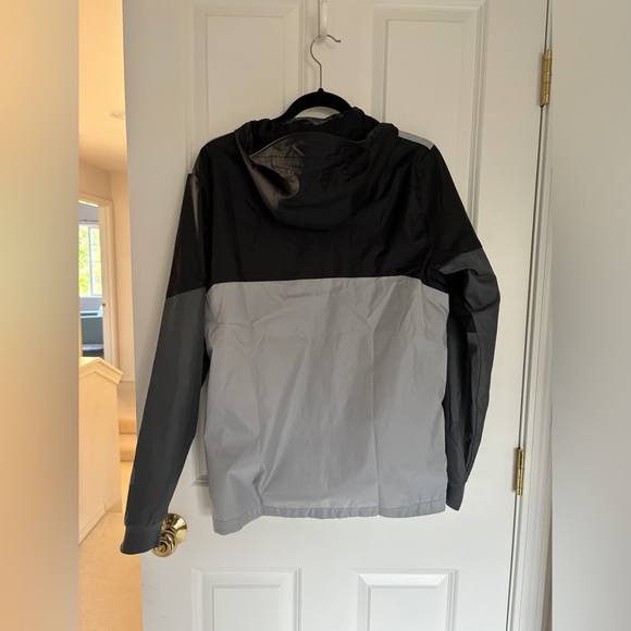 UNDER ARMOUR - MEN'S TEAM
LEGACY JACKET - Picture 6 of 8